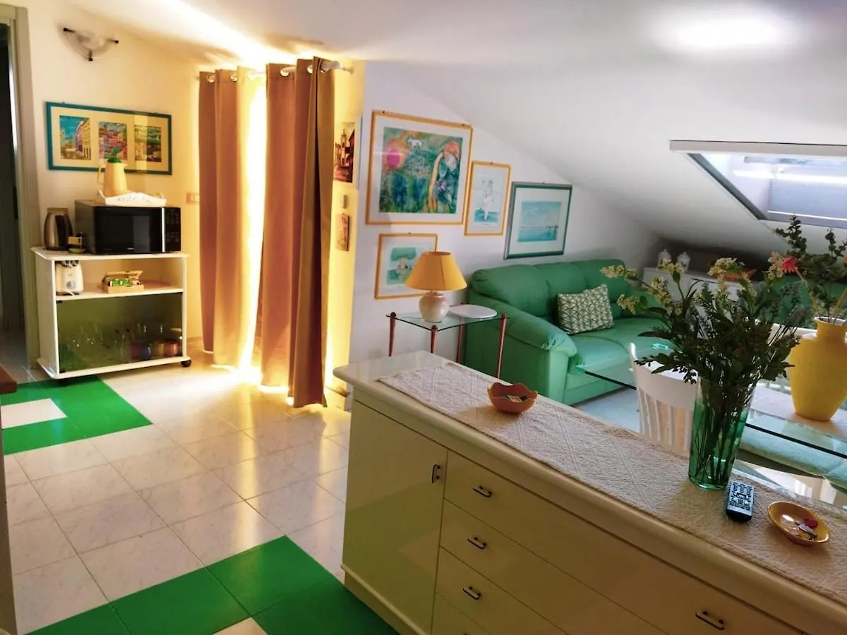 Deliziosa Mansarda Con Terrazzo A 2 Passi Dal Lido Apartment Alghero